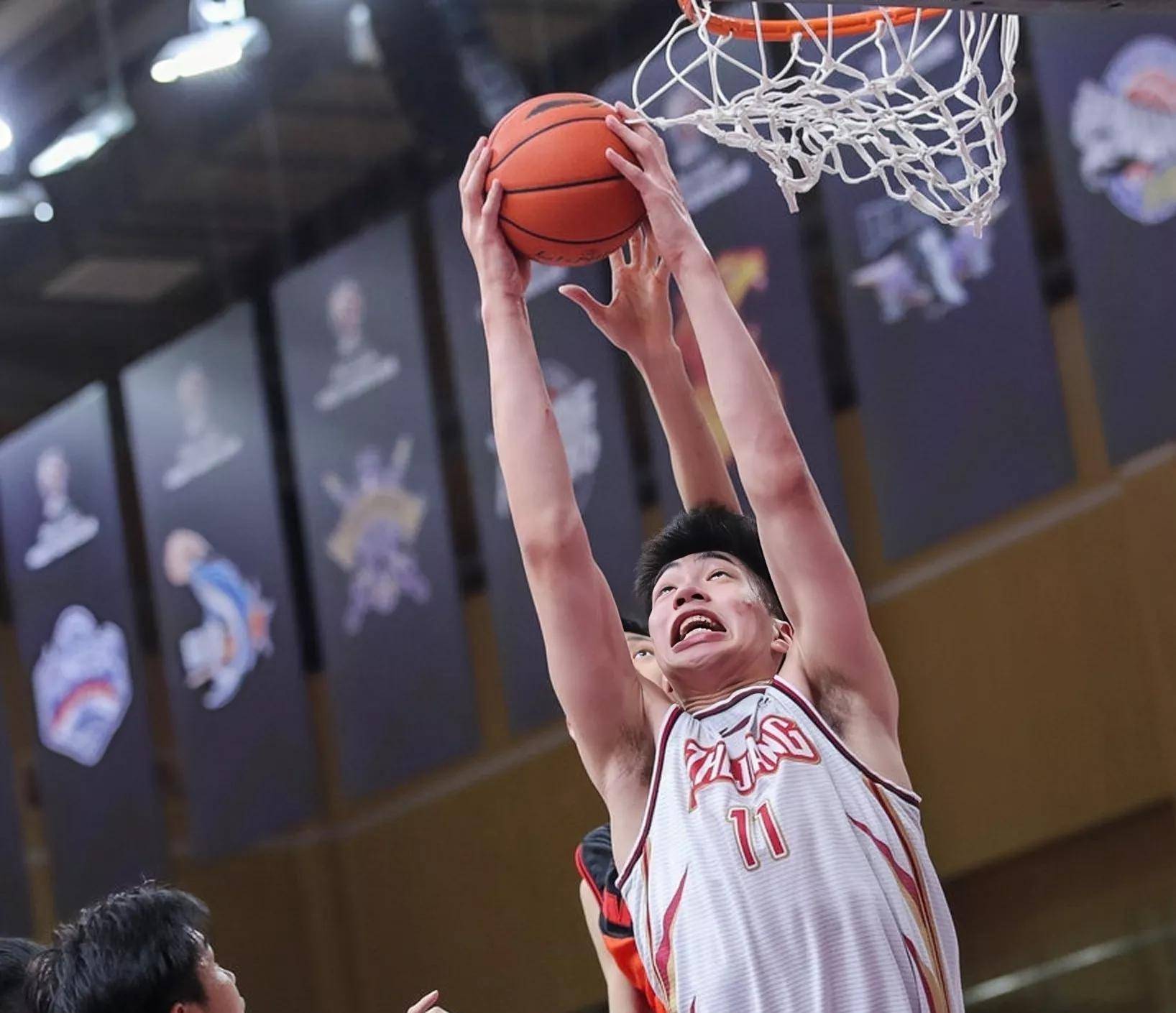 篮球火在线播放 篮球火在线播放