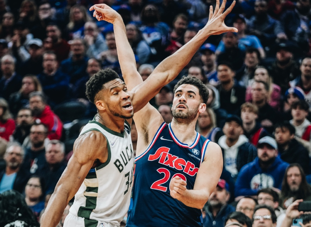 U8体育- 球迷及市民对cba季前赛活动的期待海采