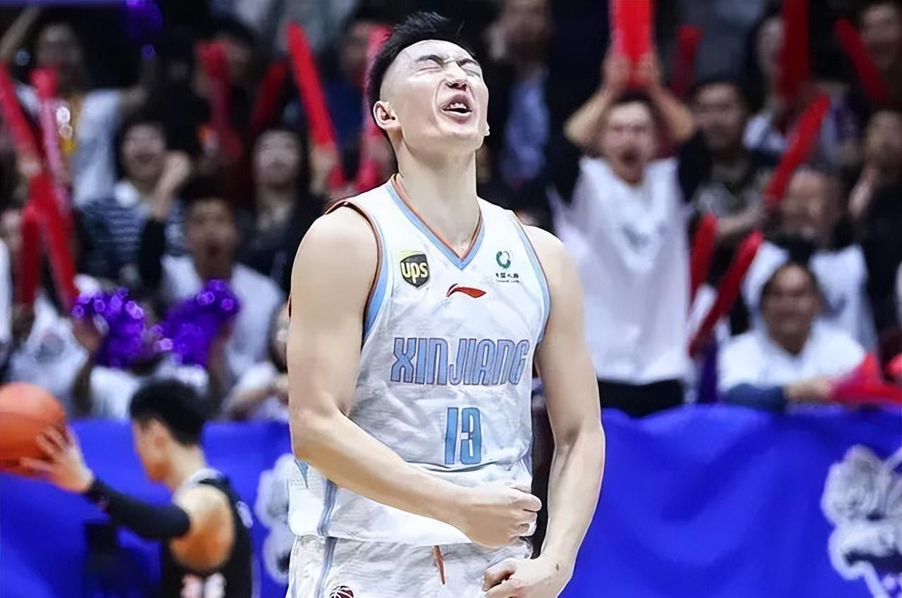 风云突变新疆广汇今晚止住颓势,意甲版图或重绘,信心回归,赛季目标并未改变(新疆广汇飞虎俱乐部) 风云突变新疆广汇今晚止住颓势,意甲版图或重绘,信心回归,赛季目标并未改变(新疆广汇飞虎俱乐部)