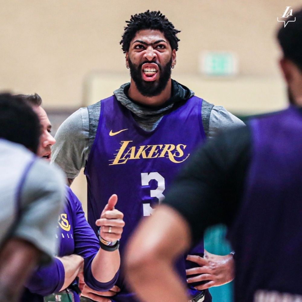 U8娱乐-Faker赛事官方发布爆冷新规,湖人争议不断!的简单介绍