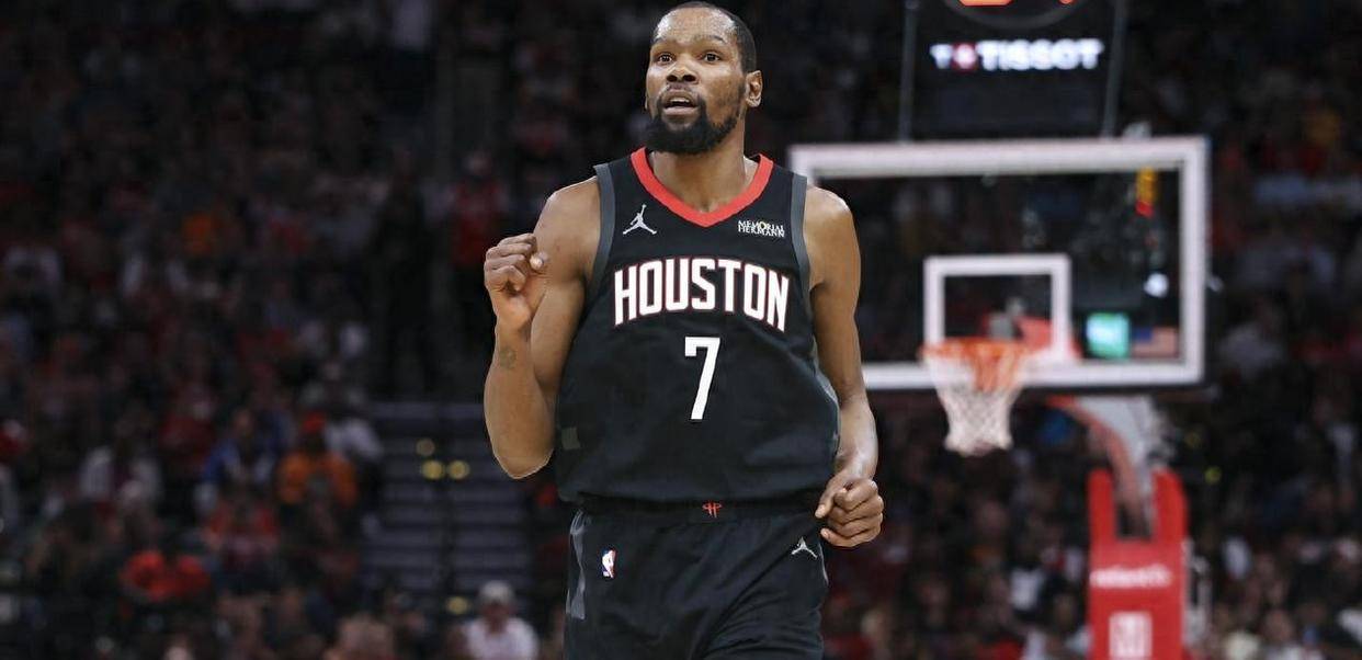 包含杜兰特回归赛场,爆冷首场状态亮眼,热火观众沸腾!的词条 包含杜兰特回归赛场,爆冷首场状态亮眼,热火观众沸腾!的词条